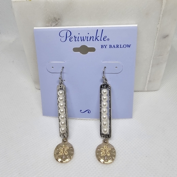🦋 Periwinkle Gold Bar Faux Pearl Sand Dollar Dangle Earrings - Picture 1 of 2